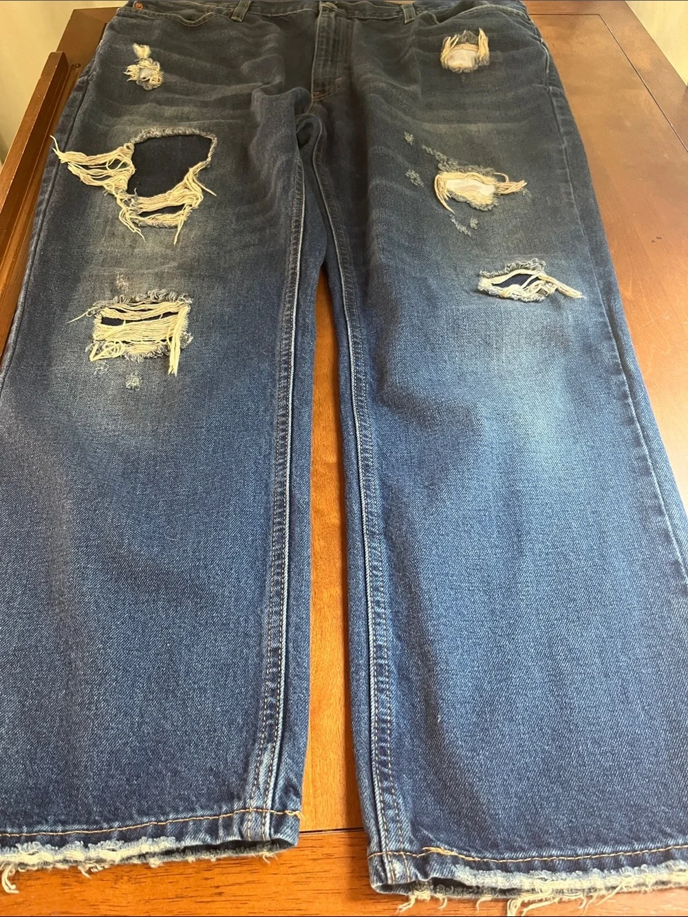 Levi's 541 Jeans in Indigo Blue with Distressing Athletic Fit